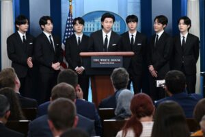 korean-band-bts-appears-daily-press-briefing-brady-press-briefing-white-house-washington.jpg