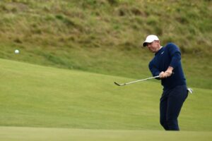 rory-mcilroy-battled-stay-contention-british-open.jpg