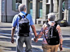 study-finds-people-who-live-past-100-have-unusual-abundance.jpg